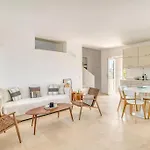 Villamar - Private With Pool In Naoussa Vila *