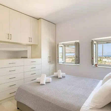 Villamar - Private With Pool In Naoussa Isterni (Paros)