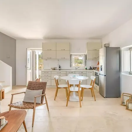 Villa Villamar - Private With Pool In Naoussa