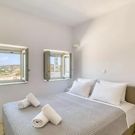 Villa Villamar - Private With Pool In Naoussa Isterni (Paros)